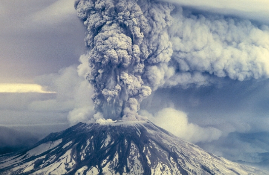 Thuyết minh giải thích hiện tượng tự nhiên núi lửa phun trào () SIÊU HAY (ảnh 1)