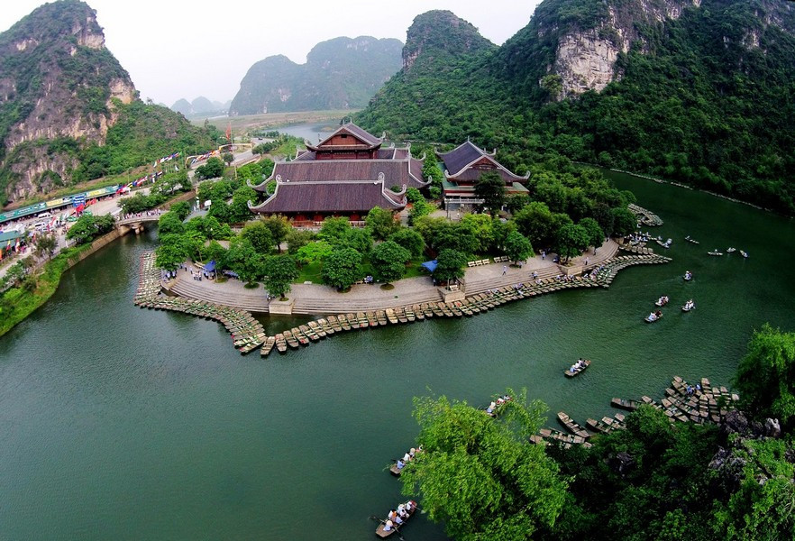 TOP 10 mẫu Phân tích bài thơ Ngõ Tràng An (2025) SIÊU HAY (ảnh 1)