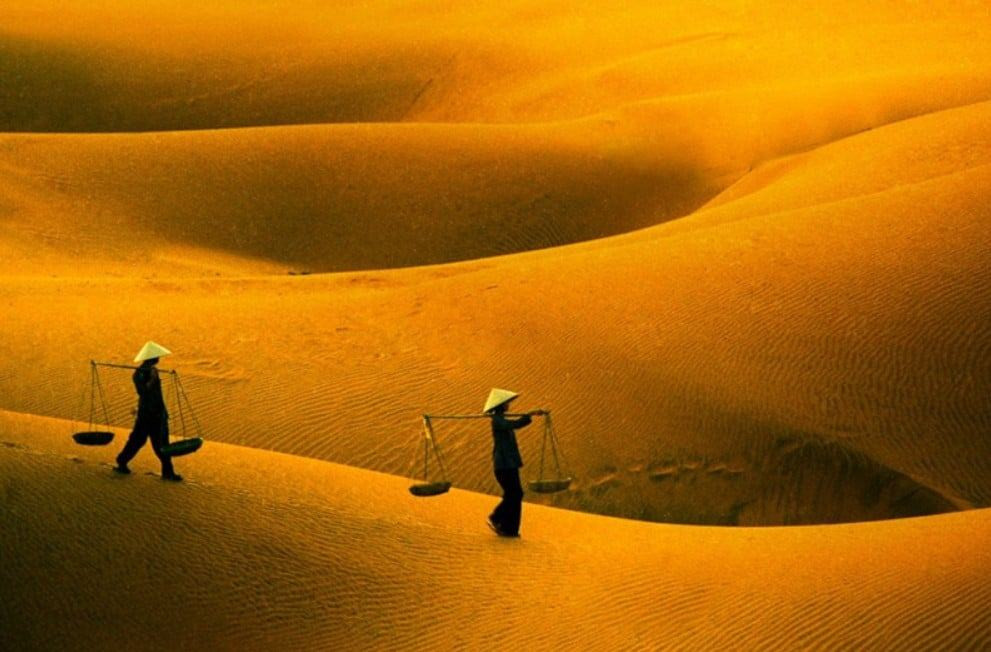 TOP 10 mẫu Phân tích bài thơ Làng Cát của Trương Nam Hương (2025) SIÊU HAY (ảnh 1)