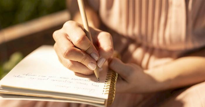 Đọc hiểu Đứa bé ăn mày (Thái Bá Tân) có đáp án (ảnh 1)