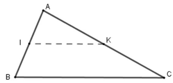 Trắc nghiệm Đường trung bình của tam giác, của hình thang có đáp án - Toán lớp 8 (ảnh 2)