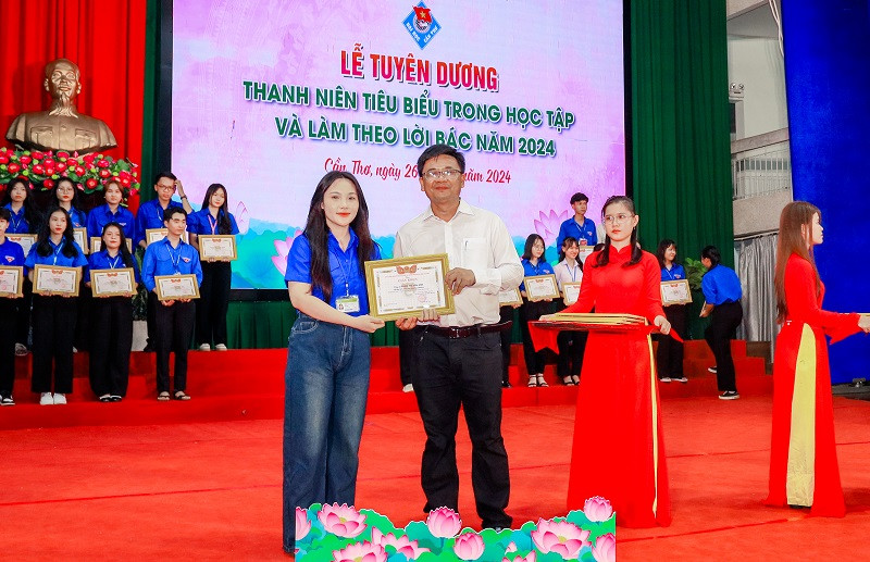 Top 5 mẫu Viết bài phát biểu phát động phong trào Thanh niên làm theo lời Bác (2025) SIÊU HAY (ảnh 1)