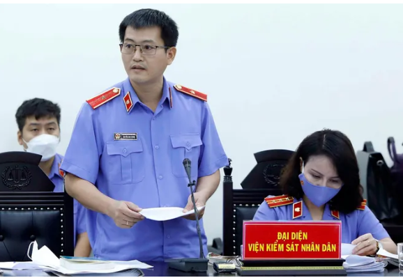 Công tố viên là gì? Việt Nam có công tố viên hay không? Công tố viên và kiểm sát viên khác nhau như thế nào? (ảnh 1)