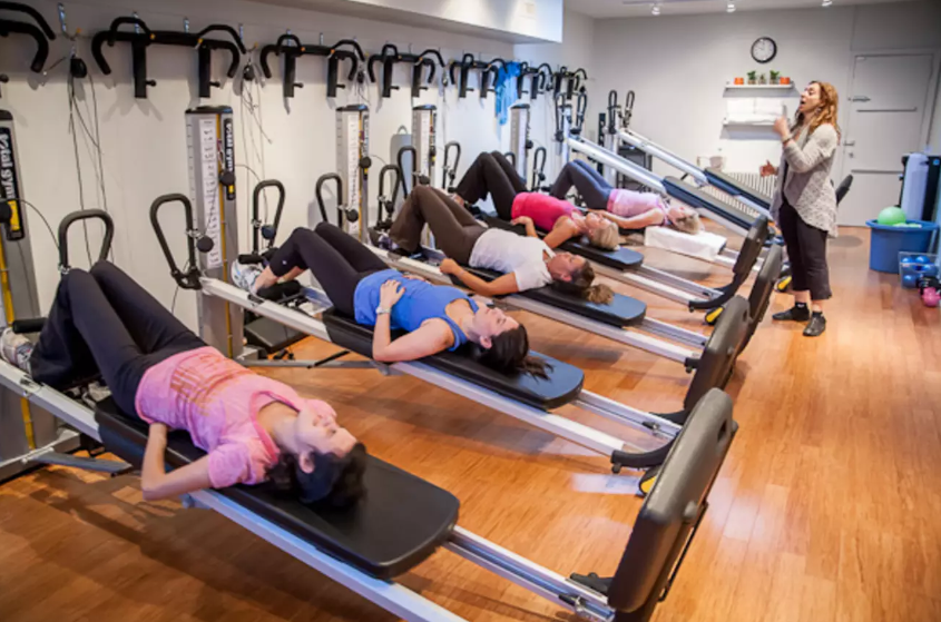 TOP 10 Đoạn văn A new fitness club has just opened near your school. Write a short message to your friend (siêu hay) (ảnh 1)