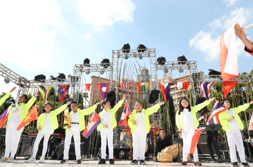 TOP 10 Đoạn văn Write a proposal about organizing an ASEAN festival at your school (siêu hay) (ảnh 1)