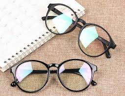 30 bài Thuyết minh về kính đeo mắt  (ảnh 1)