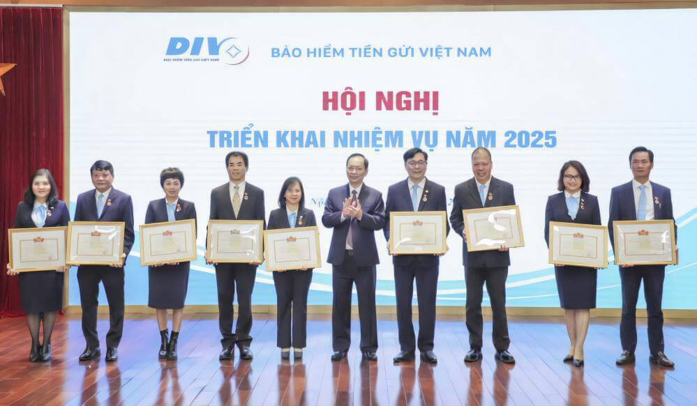 Bảo hiểm tiền gửi Việt Nam c&oacute; tư c&aacute;ch ph&aacute;p nh&acirc;n kh&ocirc;ng?