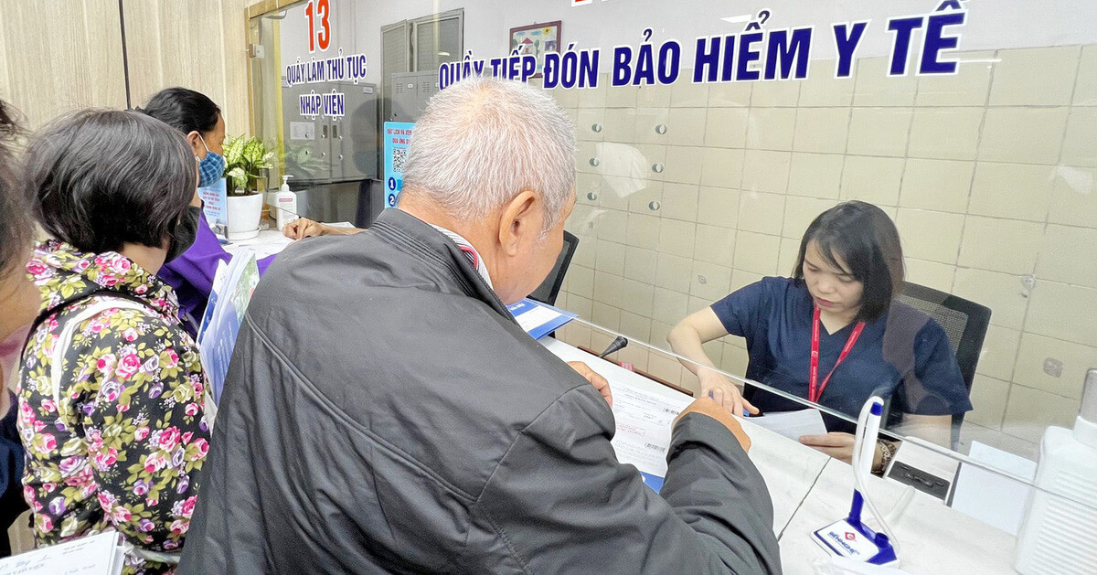 Điều kiện đổi thẻ BHYT mẫu mới mới nhất 2025