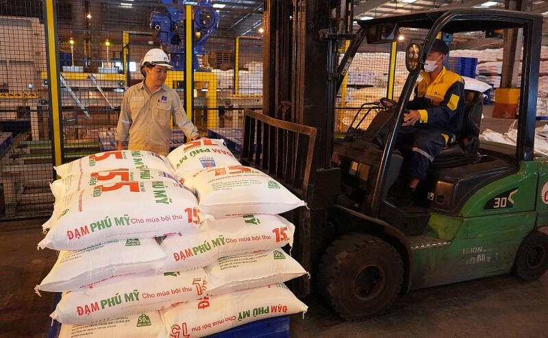 Doanh nghiệp chế xuất b&aacute;n h&agrave;ng nội địa chịu thuế suất thuế GTGT mấy phần trăm?