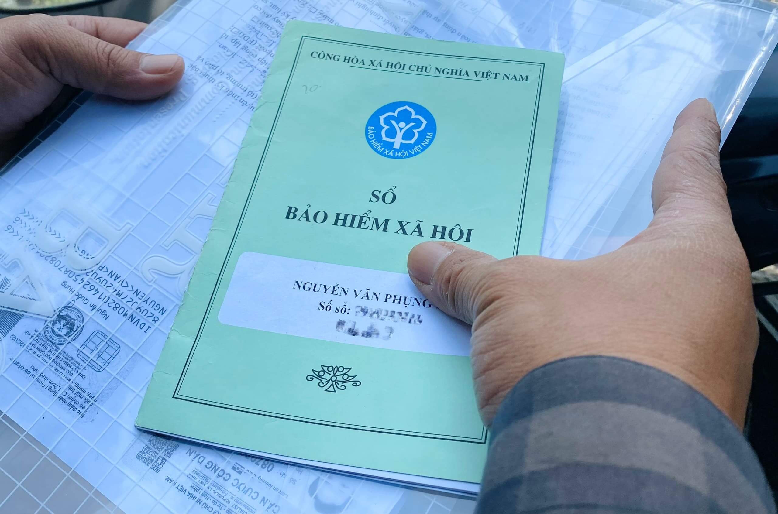 Đối tượng n&agrave;o được tham gia BHXH tự nguyện mới nhất 2025?