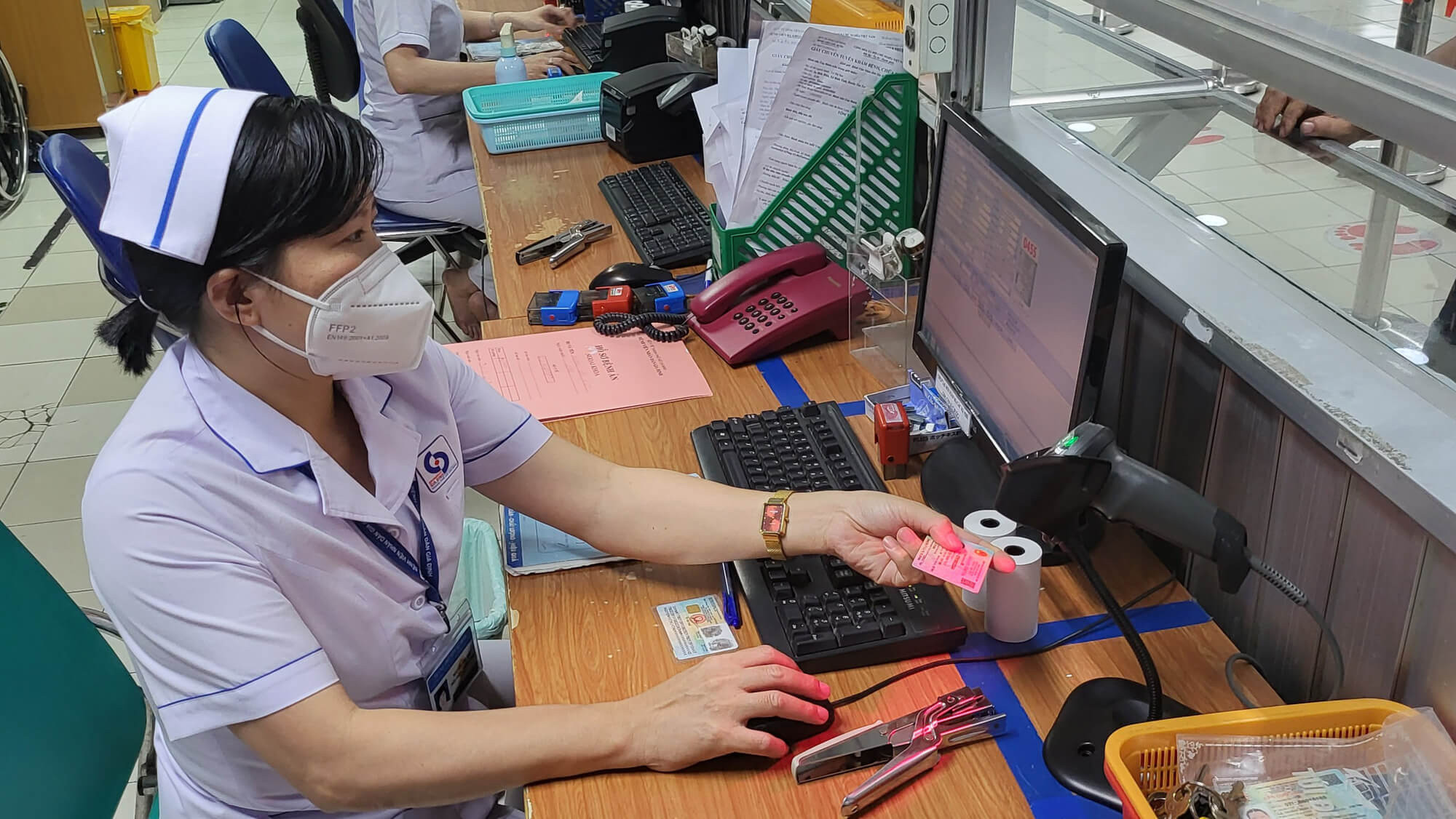  Hướng dẫn sử dụng CCCD gắn ch&iacute;p thay thẻ BHYT kh&aacute;m bệnh mới nhất 2025