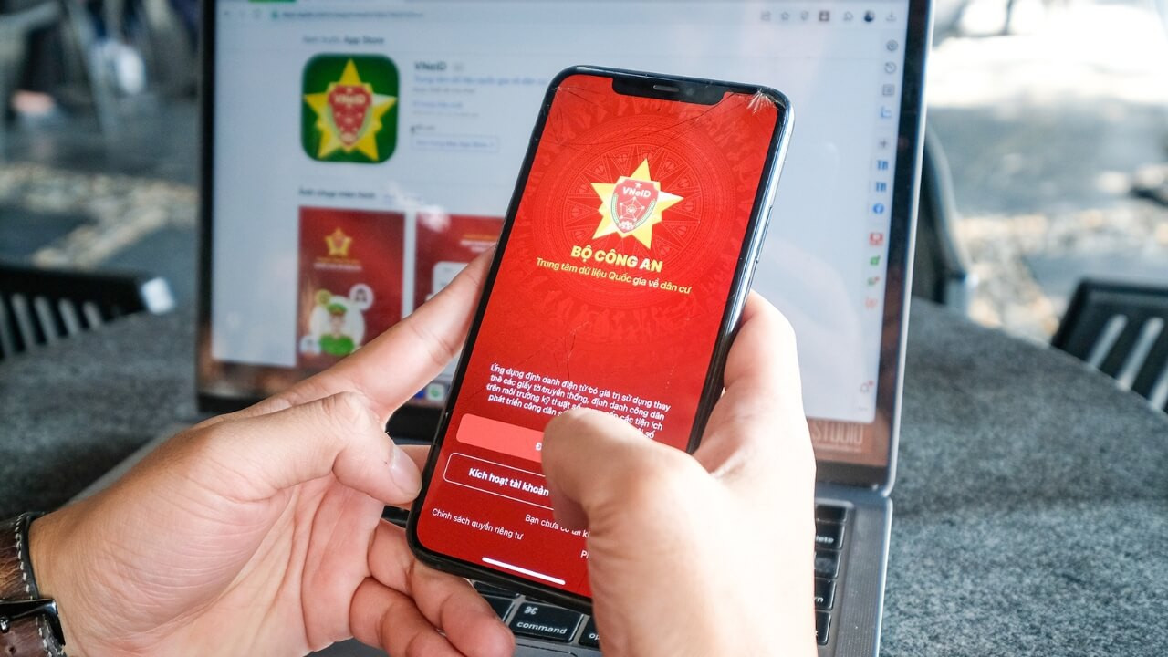 L&agrave;m giấy khai sinh bao l&acirc;u c&oacute; thẻ BHYT mới nhất 2025?