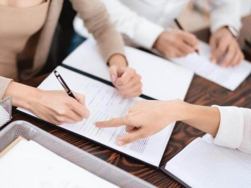 Mẫu Hợp đồng quảng c&aacute;o thương hiệu chi tiết chuy&ecirc;n nghiệp mới nhất 2025