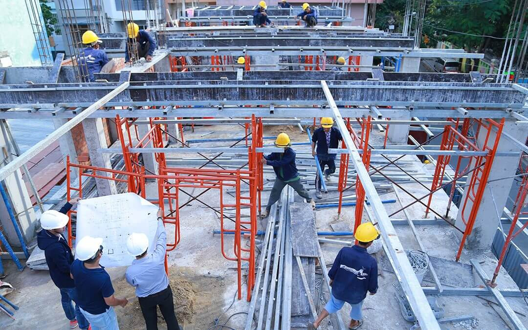 Mức ph&iacute; bảo hiểm bắt buộc c&ocirc;ng tr&igrave;nh trong thời gian x&acirc;y dựng mới nhất 2025