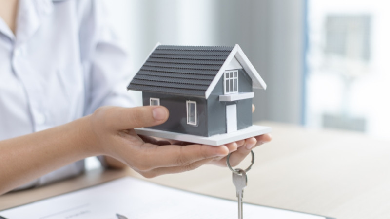 Hợp đồng x&acirc;y dựng thuộc loại hợp đồng d&acirc;n sự hay thương mại?