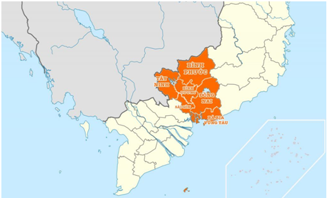 Hãy xác định trên bản đồ Hành chính Việt Nam vị trí địa lí (ảnh 1)