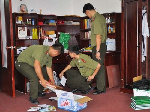 Kh&aacute;m x&eacute;t chỗ ở được thực hiện khi n&agrave;o?