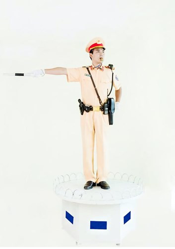 Hiệu lệnh của CSGT bằng tay
