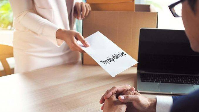 Điều kiện hưởng trợ cấp th&ocirc;i việc