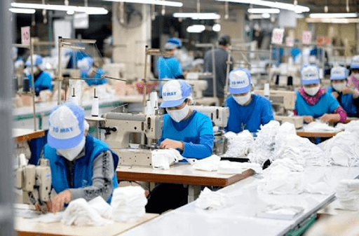 Quyền lao động quy định ra sao theo Hiến ph&aacute;p mới nhất 2025? (ảnh 1)