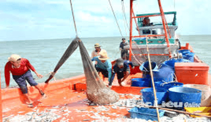 Giáo án điện tử Địa lí 12 Bài 28 (Cánh diều): Phát triển kinh tế và đảm bảo an ninh quốc phòng ở Biển Đông và các đảo, quần đảo (ảnh 1)
