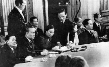 Giáo án điện tử Lịch sử 12 Bài 12 (Cánh diều): Hoạt động đối ngoại của Việt Nam từ đầu thế kỉ XX đến năm 1975 (ảnh 1)
