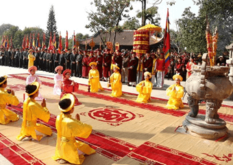 Giáo án điện tử KTPL 11 Bài 21 (Cánh diều): Quyền và nghĩa vụ công dân về tự do tín ngưỡng và tôn giáo (ảnh 1)