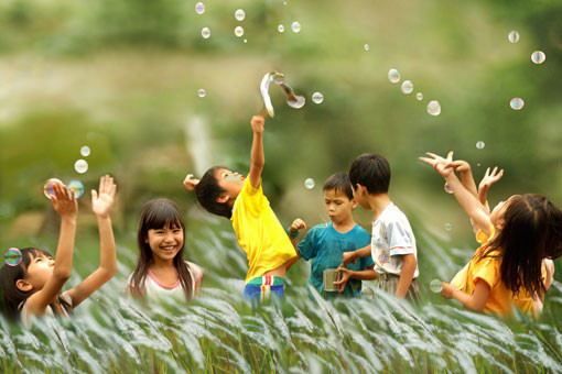 C&aacute;c trẻ em n&agrave;o thuộc nh&oacute;m trẻ em c&oacute; ho&agrave;n cảnh đặc biệt 