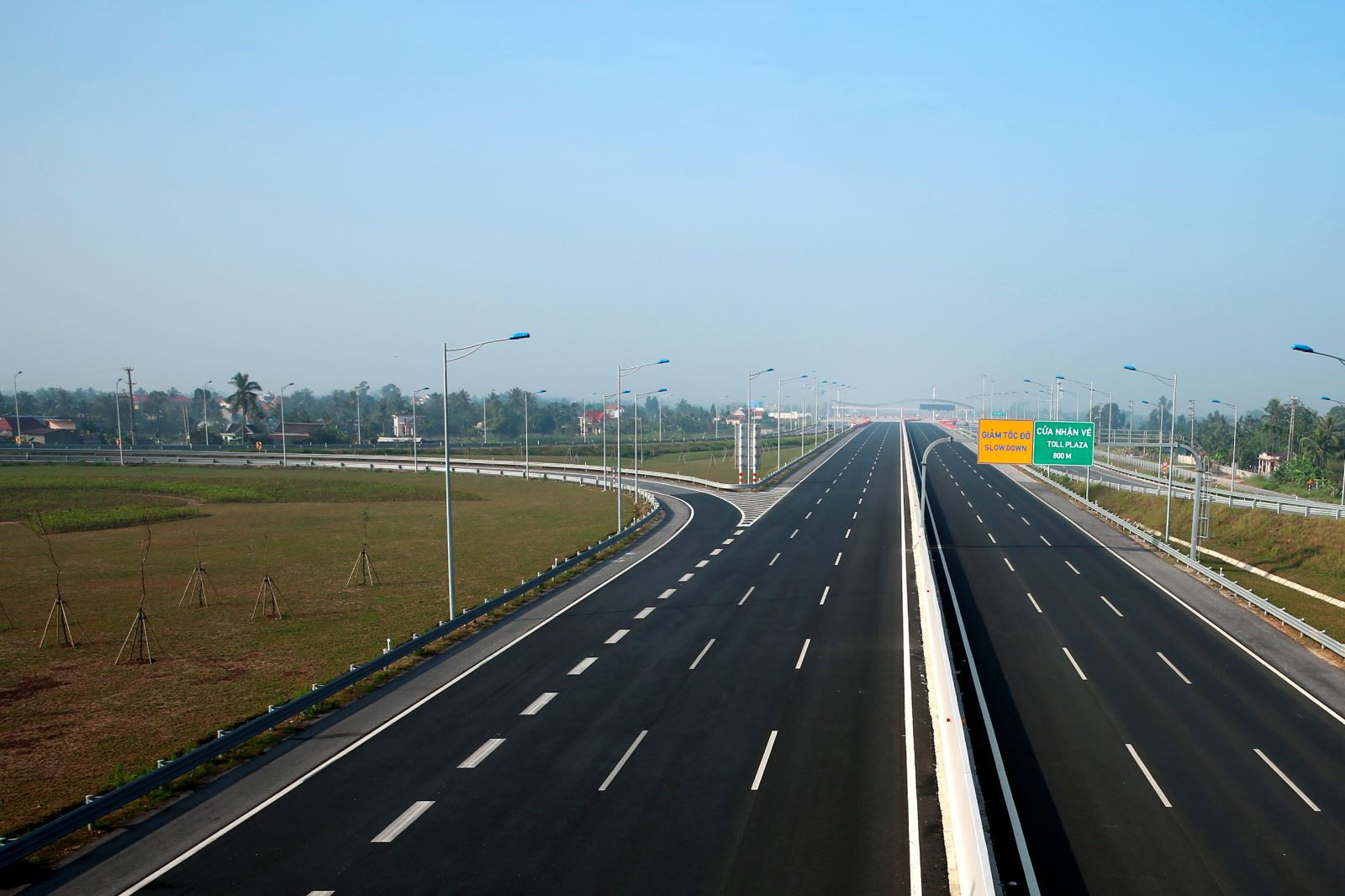 Điều kiện đối với nh&agrave; đầu tư nước ngo&agrave;i mới nhất 2025