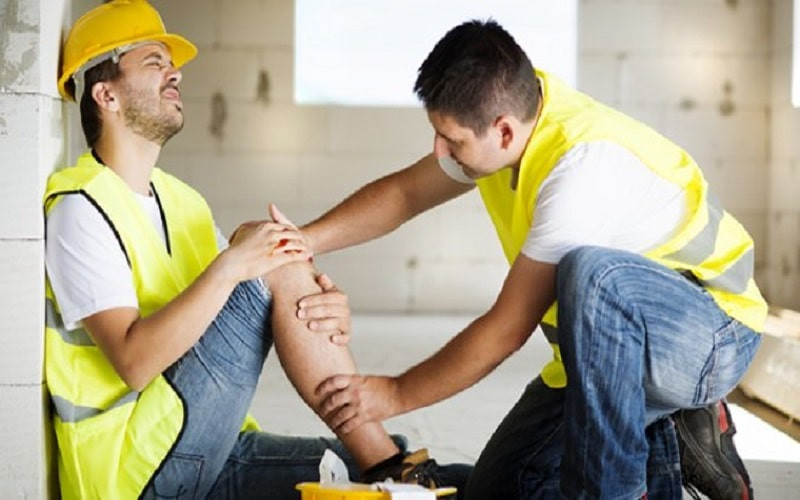 Khi n&agrave;o th&igrave; nhận được tiền bồi thường, trợ cấp tai nạn lao động?