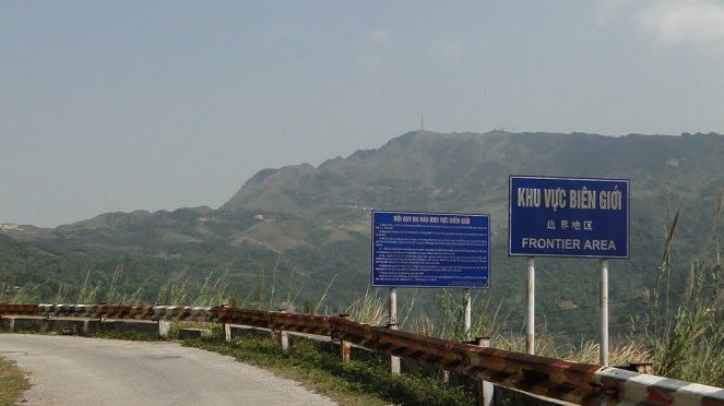 Biển b&aacute;o trong khu vực bi&ecirc;n giới biển được quy định ra sao mới nhất 2025?