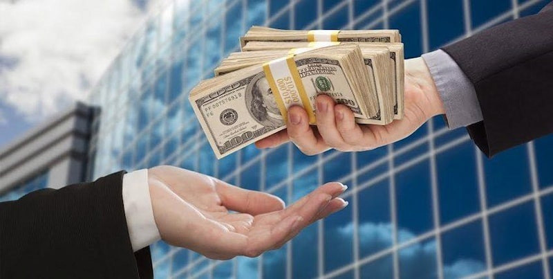 Điều kiện để nh&agrave; đầu tư chuyển vốn đầu tư ra nước ngo&agrave;i l&agrave; g&igrave;?