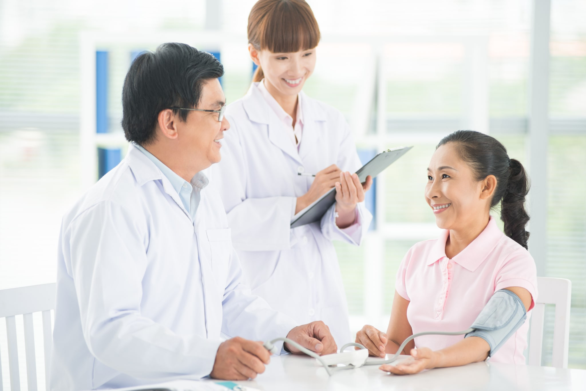 Hồ sơ kh&aacute;m sức khỏe xin việc năm 2025