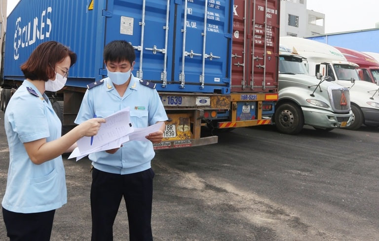 C&ocirc;ng chức hải quan kh&ocirc;ng được thực hiện những h&agrave;nh vi n&agrave;o trong lĩnh vực hải quan?