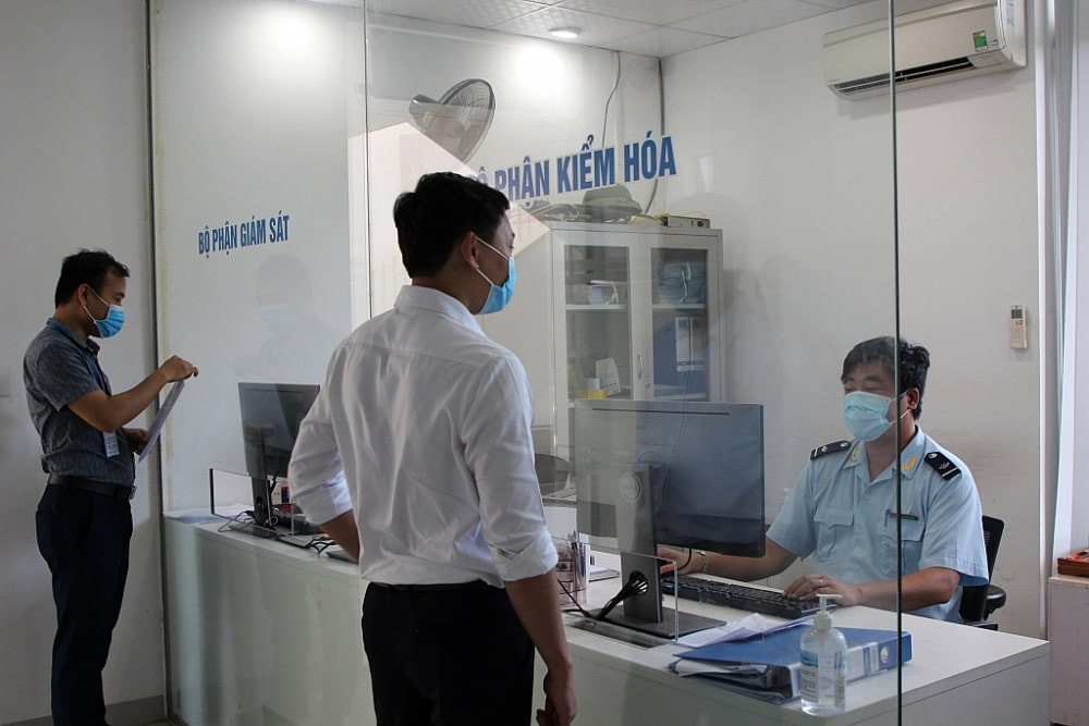 Hồ sơ, thủ tục hải quan đối với h&agrave;ng h&oacute;a xuất khẩu năm 2025
