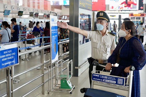 Điều kiện để trở th&agrave;nh nh&acirc;n vi&ecirc;n kiểm so&aacute;t an ninh h&agrave;ng kh&ocirc;ng