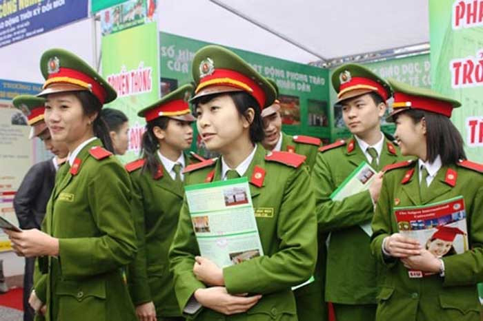 Ti&ecirc;u chuẩn sức khỏe tuyển sinh mới v&agrave;o c&aacute;c trường C&ocirc;ng an nh&acirc;n d&acirc;n năm 2025