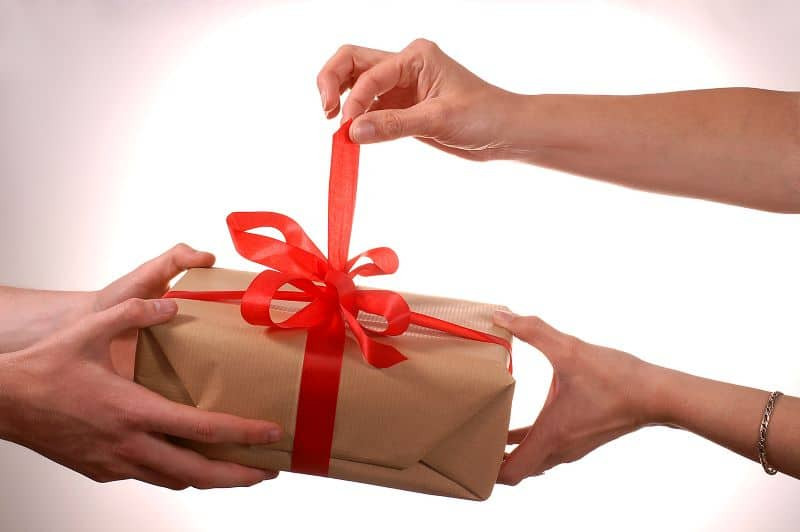 Nhận thừa kế cổ phần c&oacute; phải nộp thuế thu nhập c&aacute; nh&acirc;n kh&ocirc;ng? 