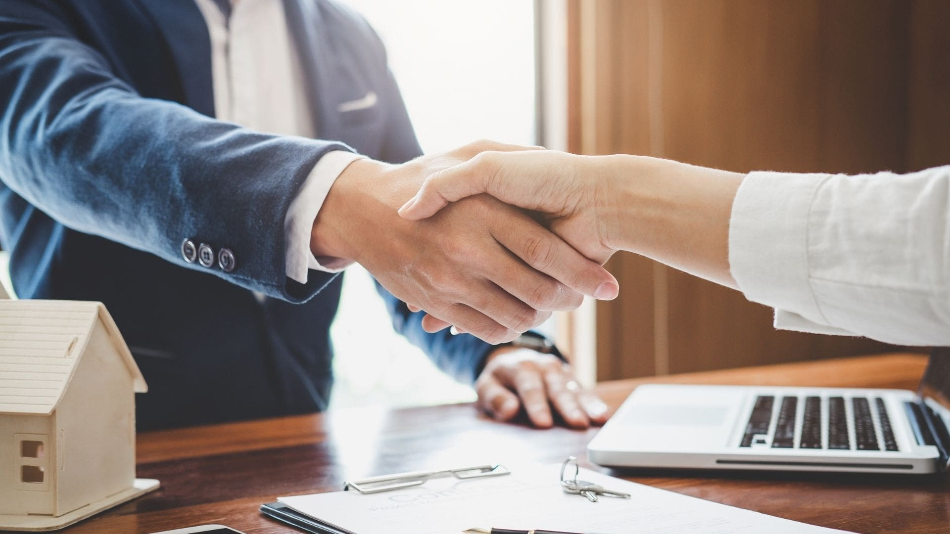 Thẩm quyền cấp giấy chứng nhận đăng k&yacute; đầu tư