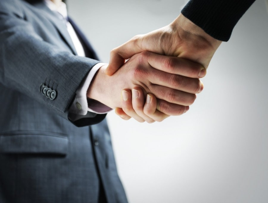 Quyền v&agrave; nghĩa vụ của doanh nghiệp nhận quyền