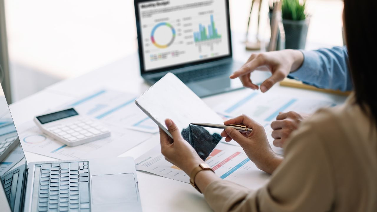 Phạt chậm nộp thuế hạch to&aacute;n v&agrave;o t&agrave;i khoản n&agrave;o